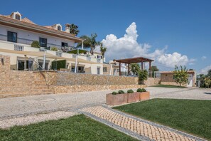 Exterior - Cabana Garden House with Shared Pool, Panoramic View & Wi-Fi (Loulé)