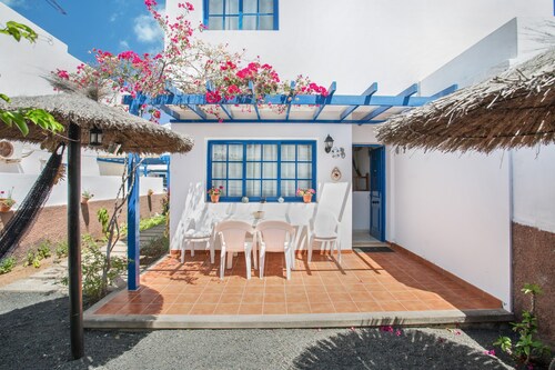 Vacation Home 'Rosa' with Private Terrace, Private Garden and Wi-Fi