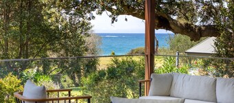 Surfspray - Pet Friendly - Absolute Beachfront