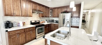 Gem suite in China Town 