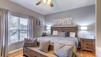 2 bedrooms, internet, bed sheets