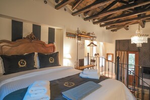 行政开间套房 | 防过敏的被褥、特色装修、特色家居、遮光窗帘