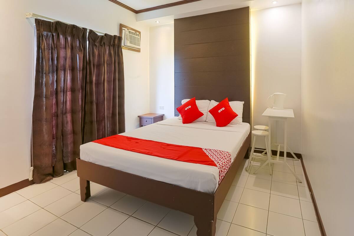 Deluxe Double Room | Free WiFi, bed sheets