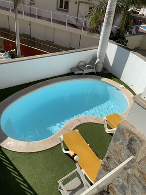 Outdoor pool - Sun Apartment (CN)
