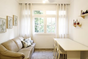 Apartment | 3 bedrooms - 2 Minutes From Copacabana Beach A306 (Rio de Janeiro)