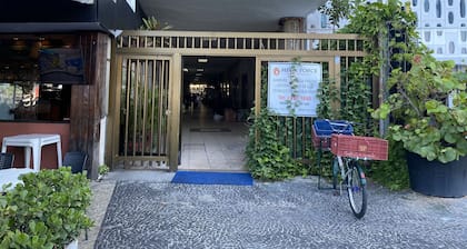 1 Minute From Copacabana Beach A923