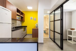 Apartment | 2 bedrooms, WiFi - 10 Minutes From Ipanema Beach Ac402 (Rio de Janeiro)