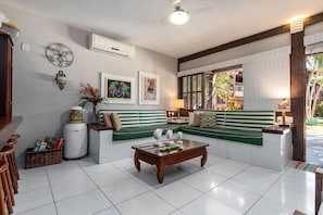 2 bedrooms, WiFi - Apart Hotel Pet Friendly in B Zios Buz117 (Búzios)