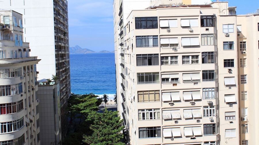 Flat in Copacabana 4 Minutes From the Beach Sf704