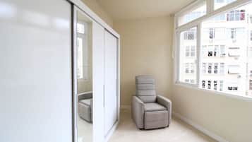 Apartment | 4 bedrooms, WiFi