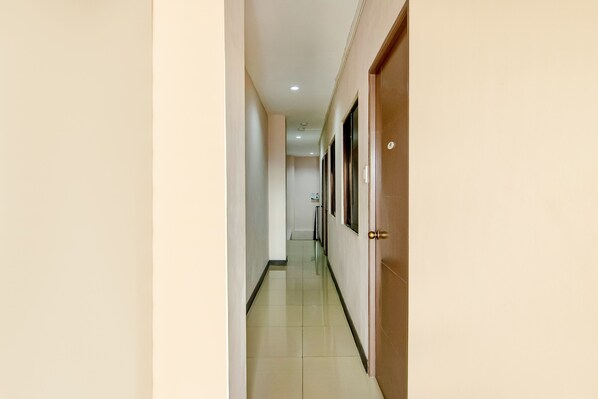Lobby - OYO 766 Ichehan Apartments (Manila)
