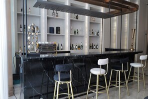 酒吧（店内）