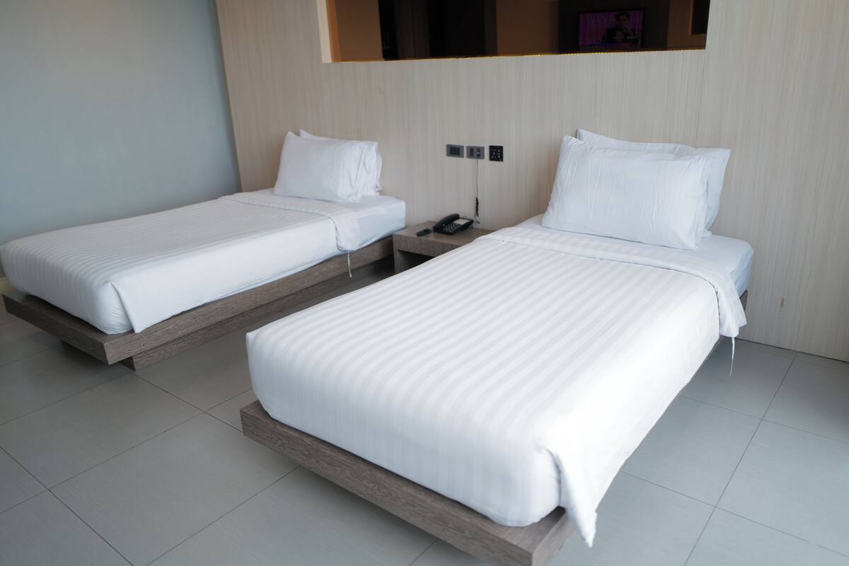 Ocean Twin Room | Premium bedding, pillow-top beds, free minibar items, blackout curtains