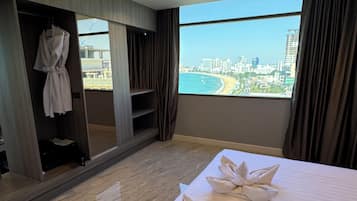 Panoramic Room | Beach/ocean view