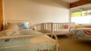 3 bedrooms, iron/ironing board, travel crib, internet