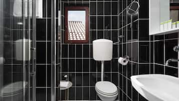 Signature-huoneisto | Kylpyhuone | Suihku