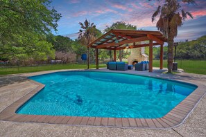 Pool - Driftwood Manor - Upscale Hill Country property with Private Pool! (Driftwood)