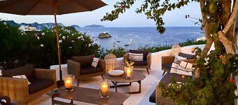 Villa "La Quagliara" sea View