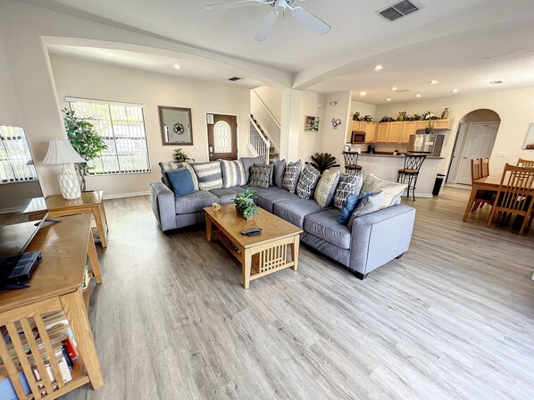 تلفزيون، كرة قدم الطاولة، تنس طاولة