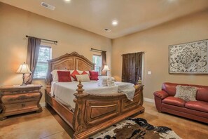 3 Schlafzimmer, Bügeleisen/Bügelbrett, WLAN, Bettwäsche