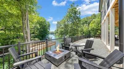 Drift Away Ridge, Brand New Lakefront Luxury w/ Covered Decks + Hot Tub, Fire Pit, Party Deck & Dock...
