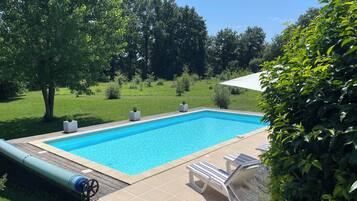 Piscine extérieure, piscine chauffée