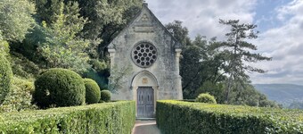 Secluded Gite, private garden, large heated pool, tranquil setting