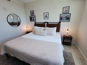 1 chambre, fer et planche Ă repasser, lit parapluie, Wi-Fi