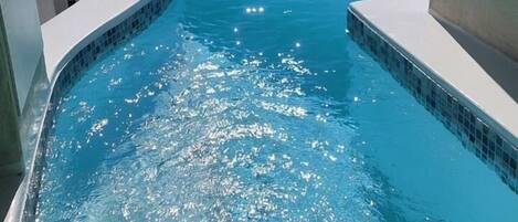 Junior Suite Private indoor / outdoor Hot Plunge Pool | 1 bedroom, in-room safe, blackout drapes, soundproofing