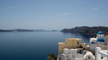 1 makuuhuone, tallelokero huoneessa, pimennysverhot, äänieristys