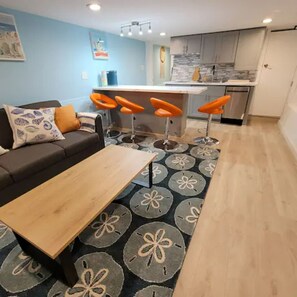 Smart TV - Your Best Relaxing Getaway, Near SF/Oakland (Hayward)