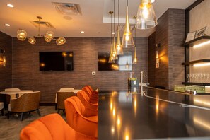 Bar (on property) - Hampton Inn & Suites Houston Sugar Land (Sugar Land)