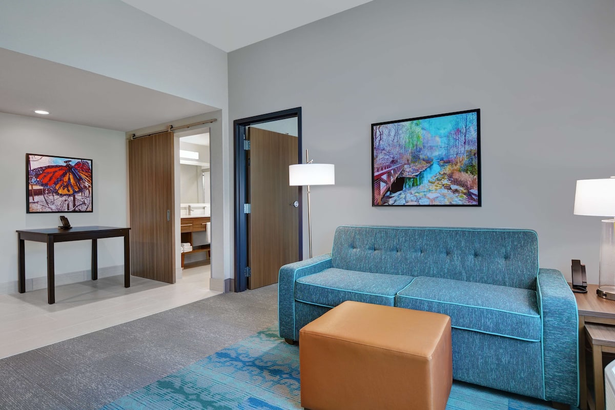 47-inch smart tv with cable channels, tv