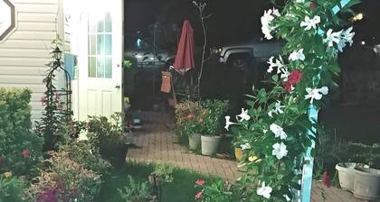 Cozzy Get Away Priv. Apt/ St BarnabaS Hosp/NYC/EWR