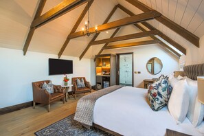 Kuyperhuis Deluxe King Bed Non-Smoking | 1 kamar tidur, seprai antialergi, minibar, dan brankas