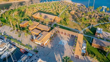 Private beach, free beach cabanas, sun loungers, beach umbrellas