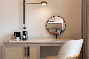 Rom – premium (Collection) | Sengetøy av topp kvalitet, minibar og safe på rommet