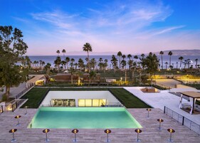 Indoor pool, seasonal outdoor pool, free cabanas, pool umbrellas