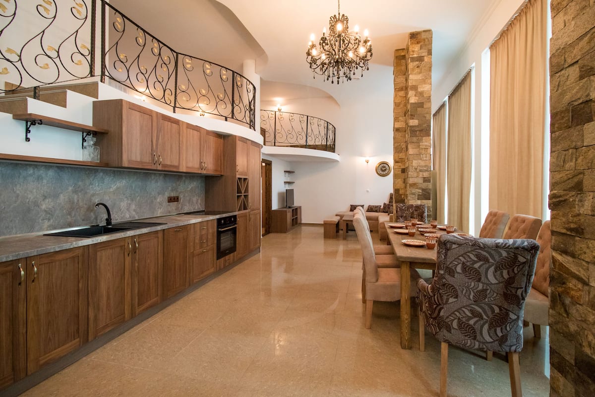 Luxury Apartment | Living room