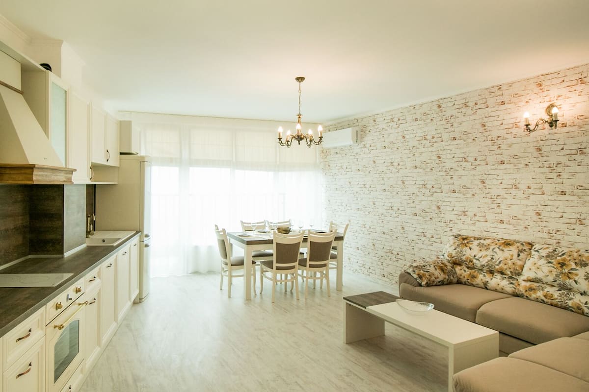 Apartment, Balcony, Sea View | Living room