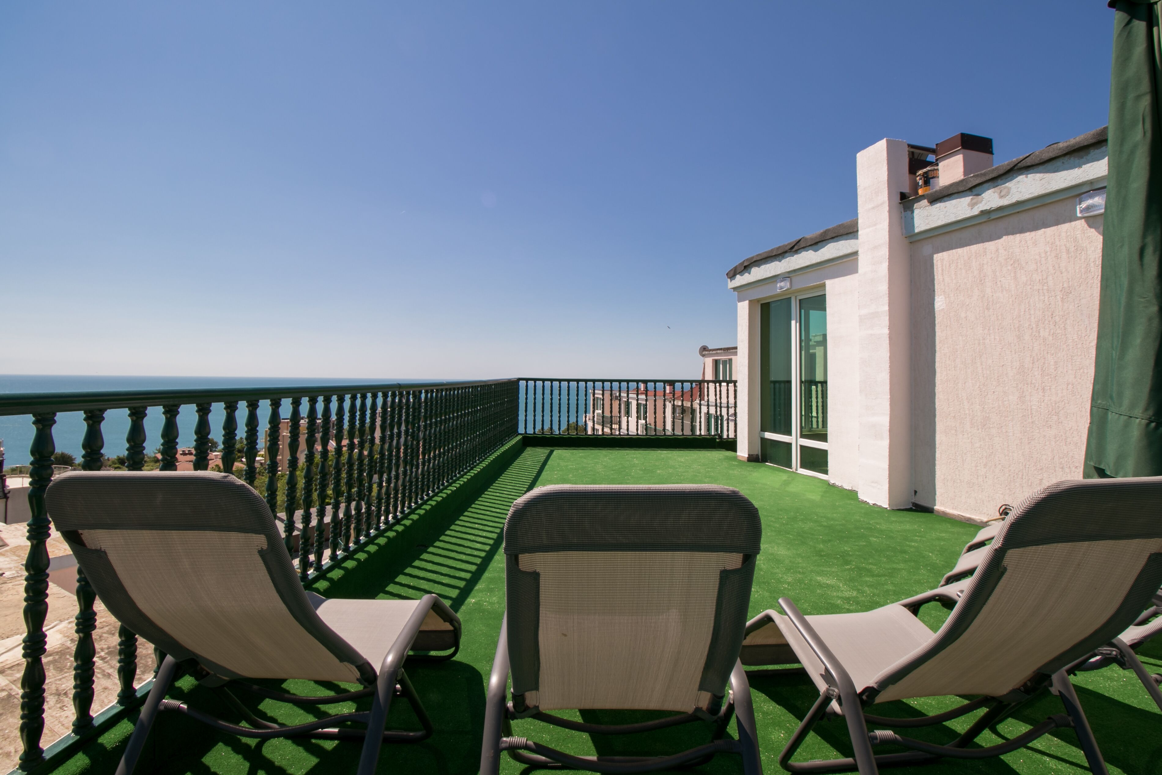 Căn hộ Executive | Hiên