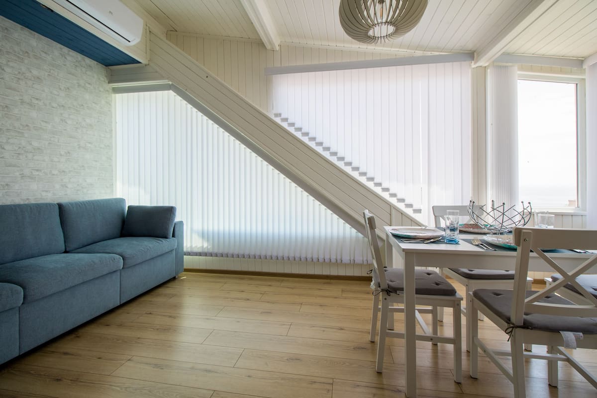 Deluxe Apartment | Living room