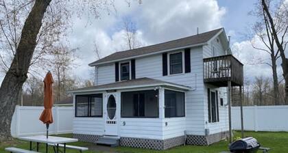 Great Strip Location|Walk to Lake|Wine Country|A/C| Grill & Firepit|Family.