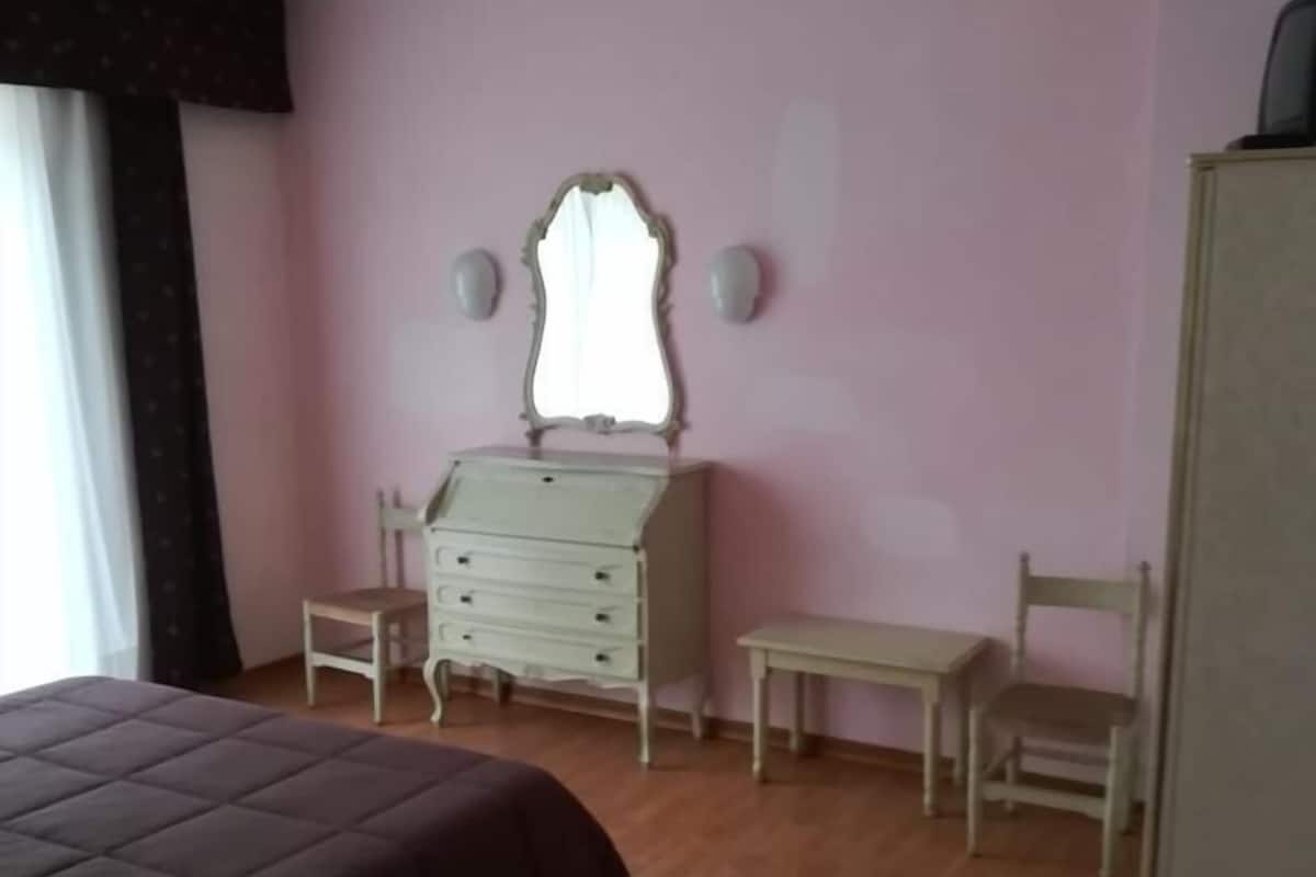 Comfort Double or Twin Room