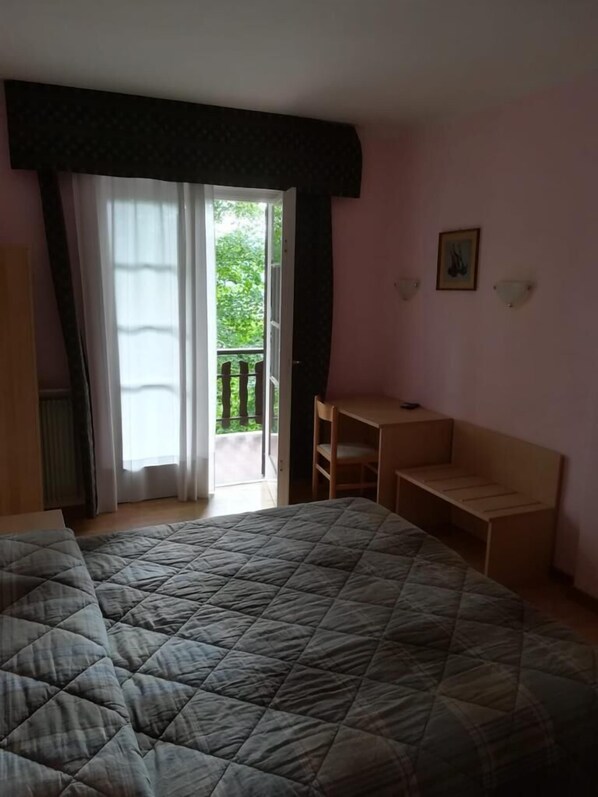 Comfort Double or Twin Room