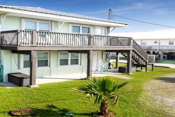 Grand Isle Exterior View 2