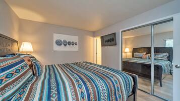 3 bedrooms, iron/ironing board, free WiFi, bed sheets