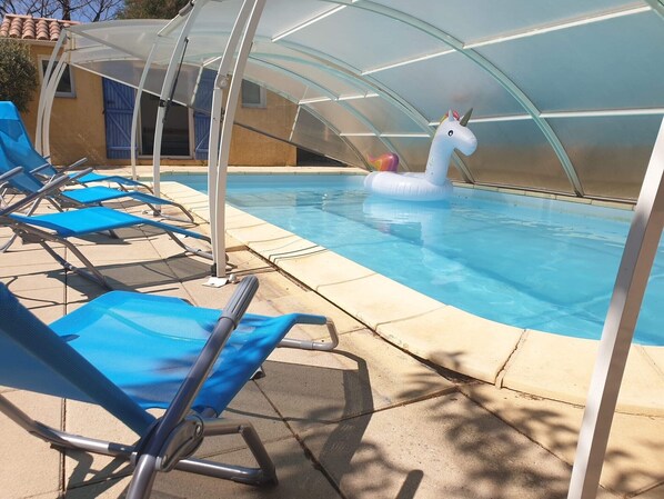 Indoor pool, outdoor pool