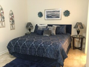 2 slaapkamers, een strijkplank/strijkijzer, gratis wifi, beddengoed