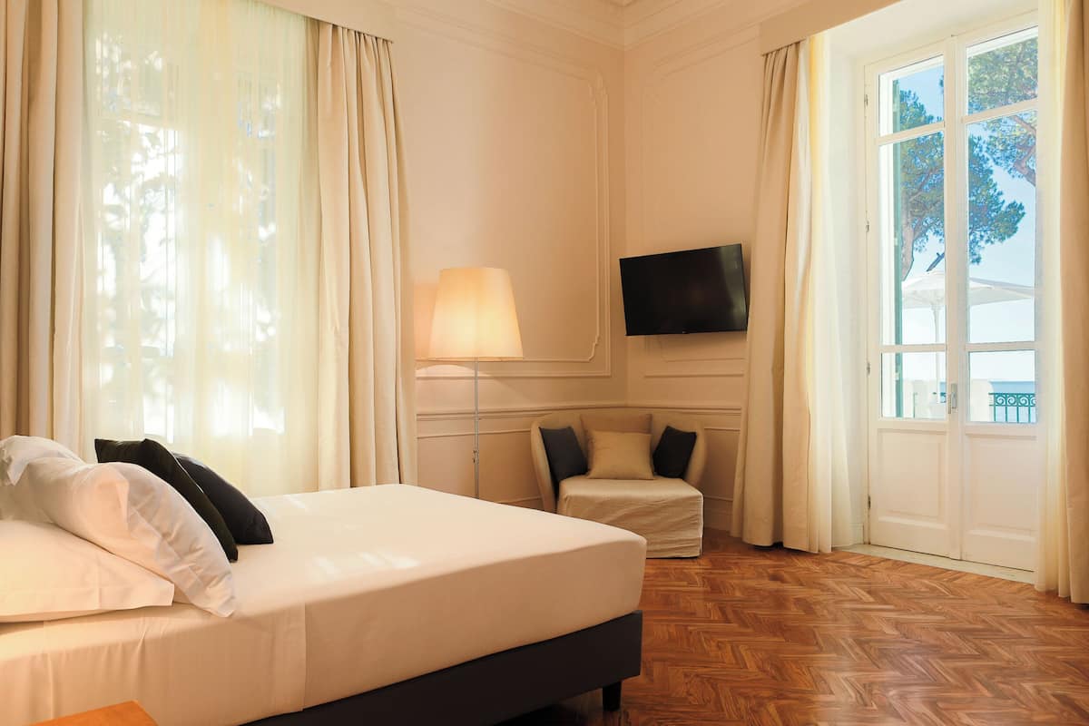 Elite Room, Terrace, Sea View | 1 bedroom, in-room safe, desk, laptop workspace